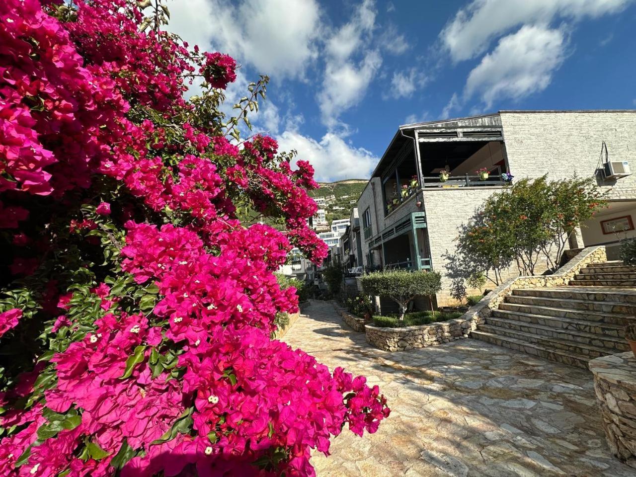 Vila Rina At Aquamarine Residence Vlorë Exterior foto