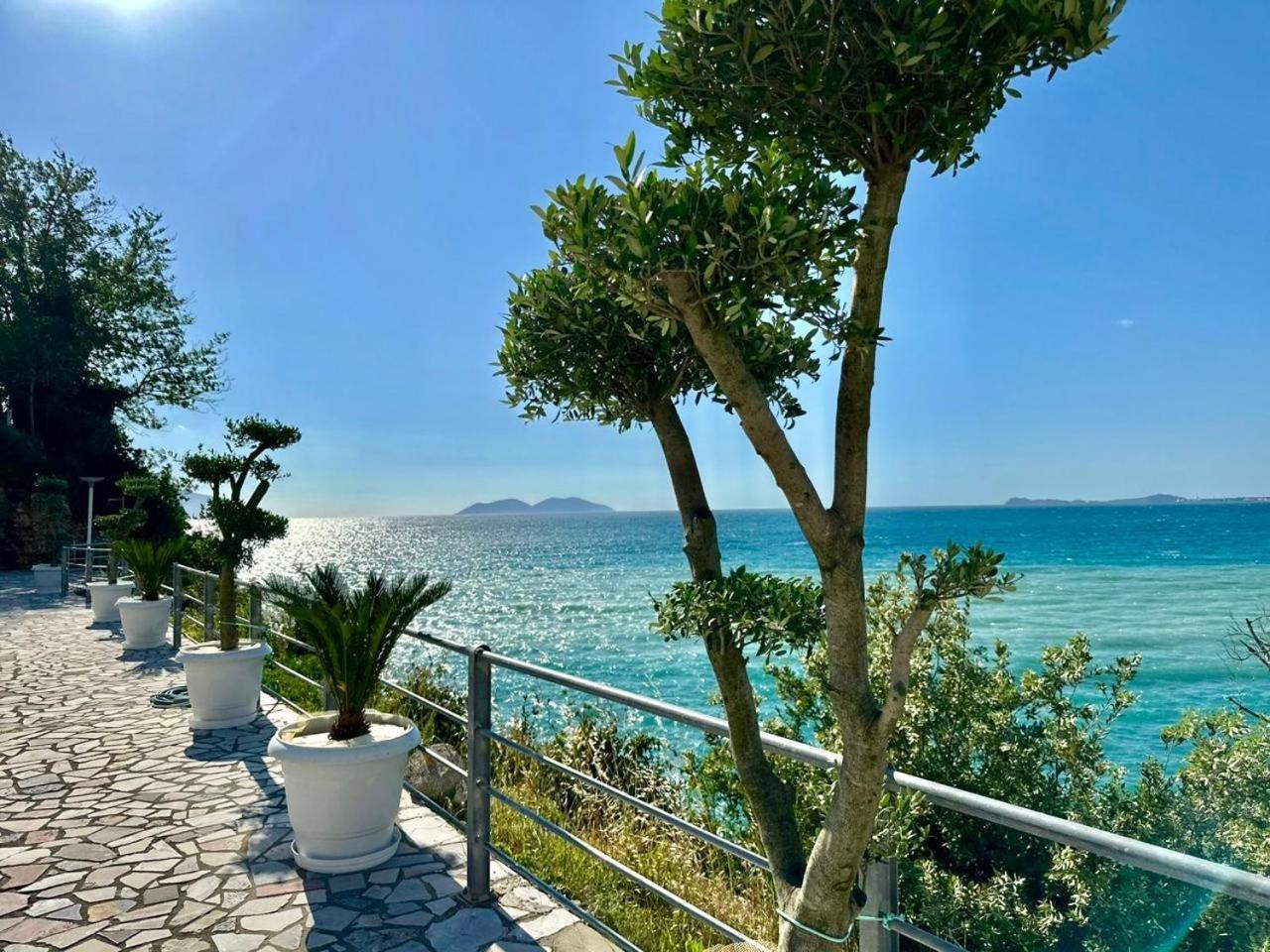 Vila Rina At Aquamarine Residence Vlorë Exterior foto
